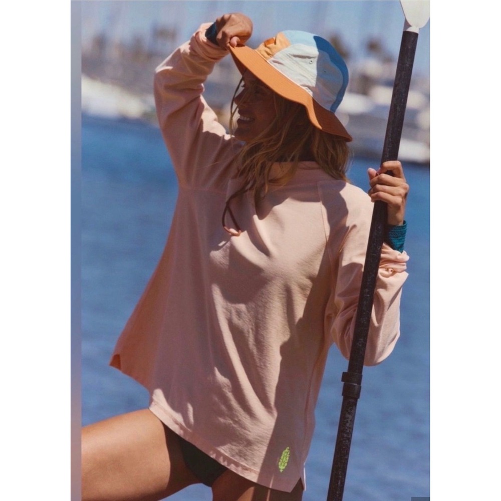 110. NWT Free People Movement Restoration Layer